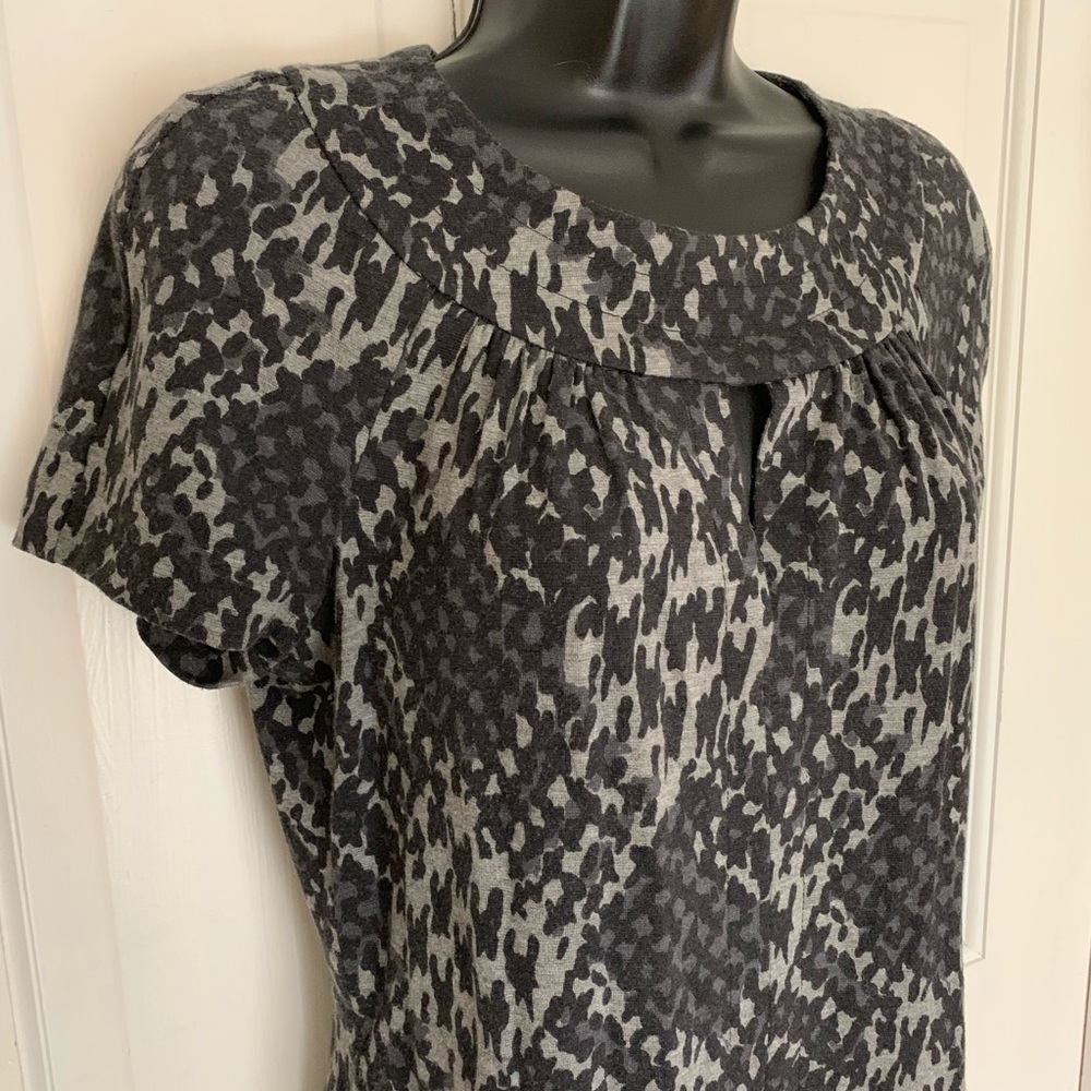 Trina Turk Classic dress gray pattern